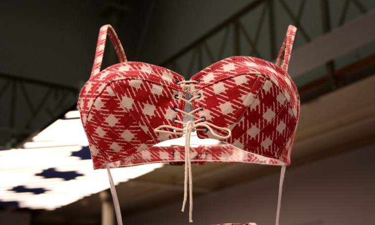 Azzedine Alaia détails (8)