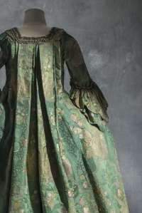 Fashion Forwards, trois siècles de mode, au musée des arts décoratifs