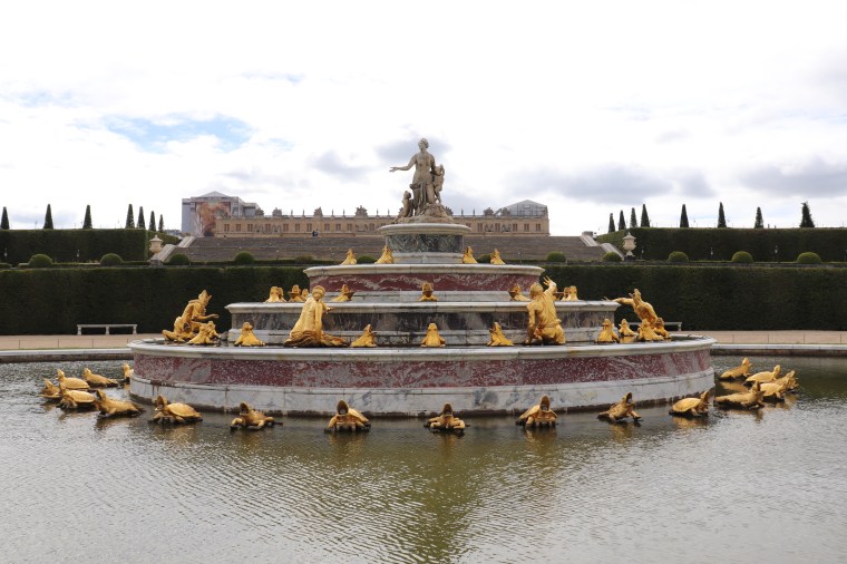 A0CE2F51-6C49-428A-BDA0-EB0B34EC78F2