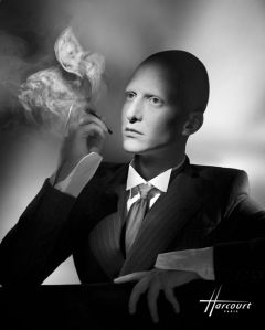 Ali Mahdavi par Harcourt