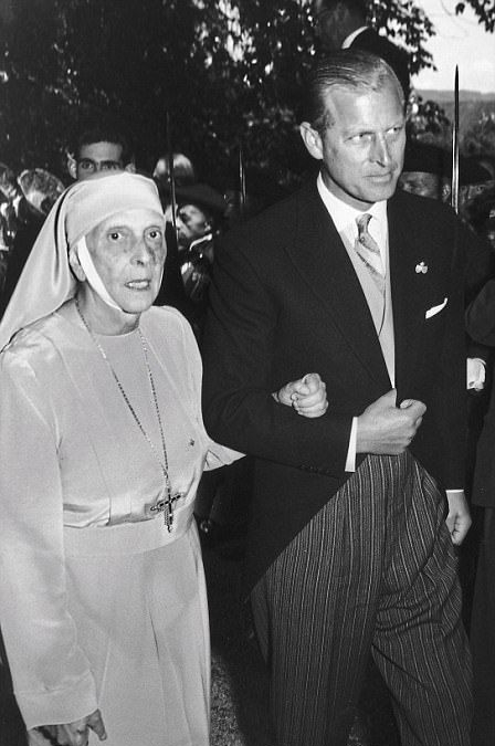 Le Prince Philip et sa mère la princesse Alice