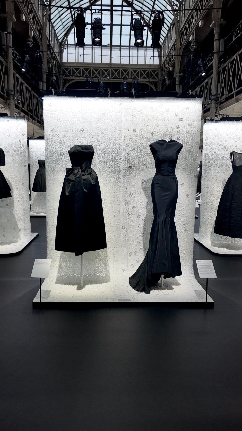Azzedine Alaïa et Christian Dior à la Fondation Azzedine Alaïa